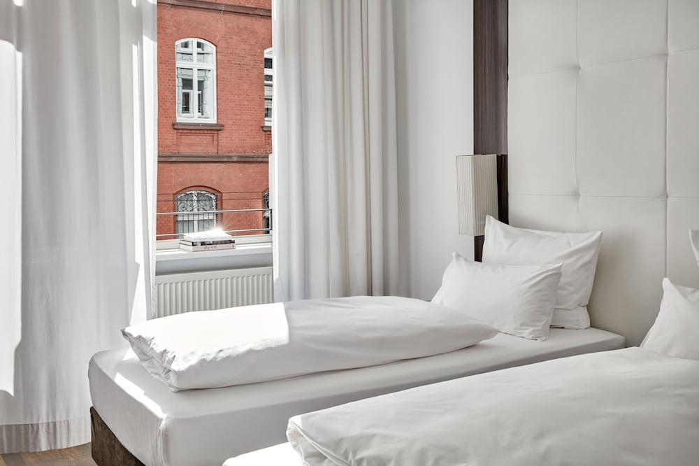 The Pure, Frankfurt, A Member Of Design Hotels Frankfurt am Main Exterior foto