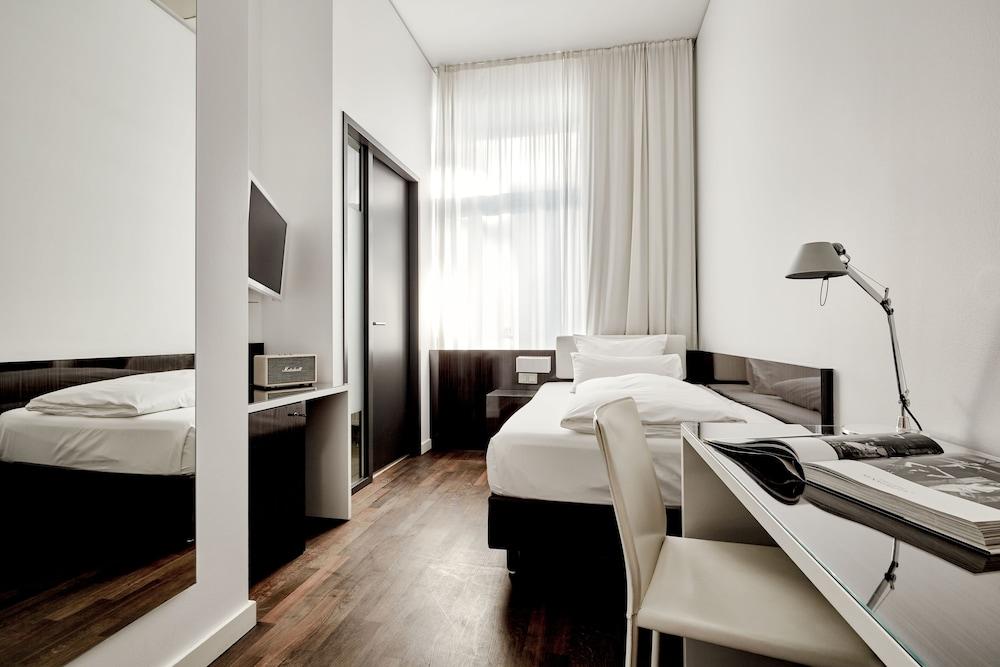 The Pure, Frankfurt, A Member Of Design Hotels Frankfurt am Main Exterior foto