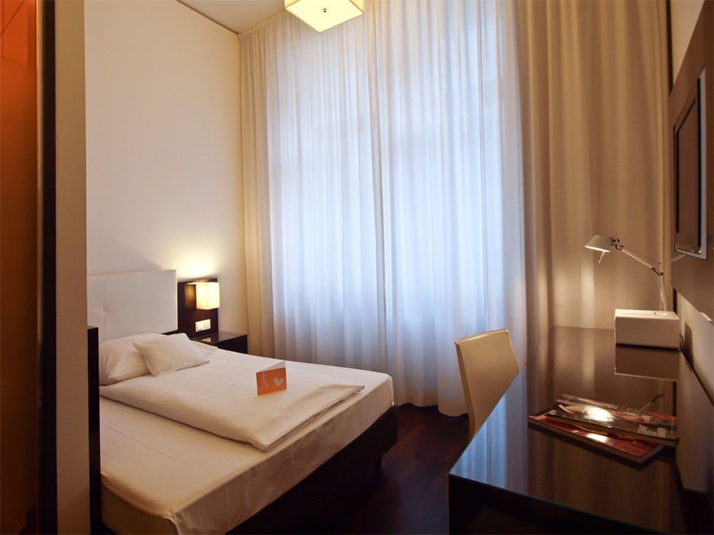The Pure, Frankfurt, A Member Of Design Hotels Frankfurt am Main Exterior foto