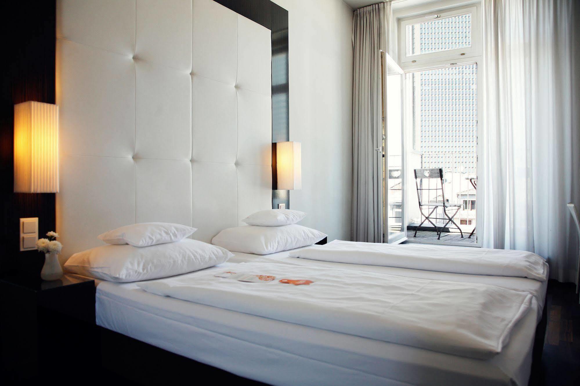 The Pure, Frankfurt, A Member Of Design Hotels Frankfurt am Main Exterior foto